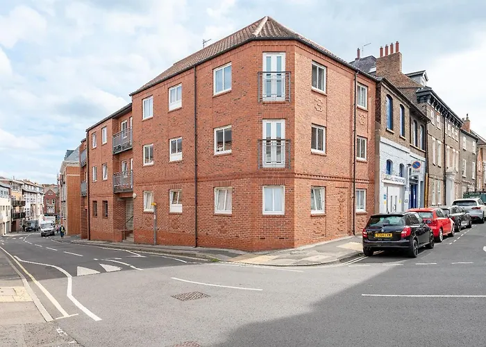 4 Crambeck Court *