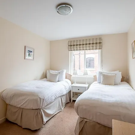 4 Crambeck Court *
