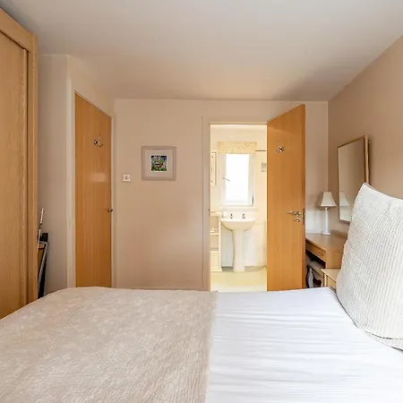 4 Crambeck Court York