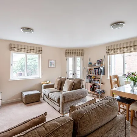 4 Crambeck Court Apartament York